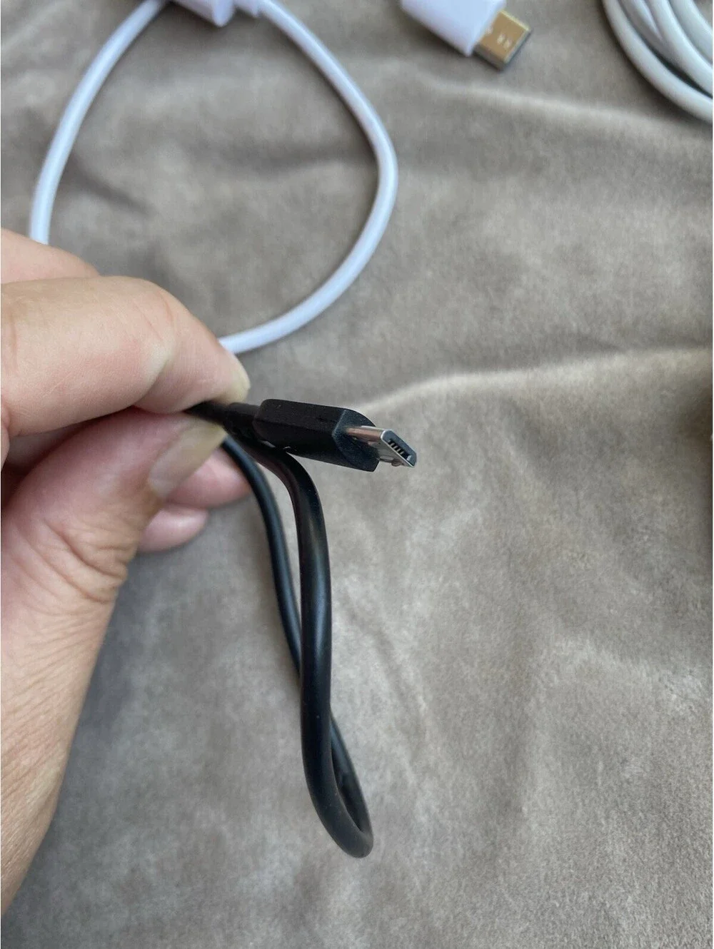 Mixed Lot of 7 Cell Phone Chargers: Some Brand New
